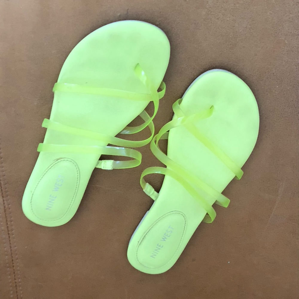 Women’s jelly sandals